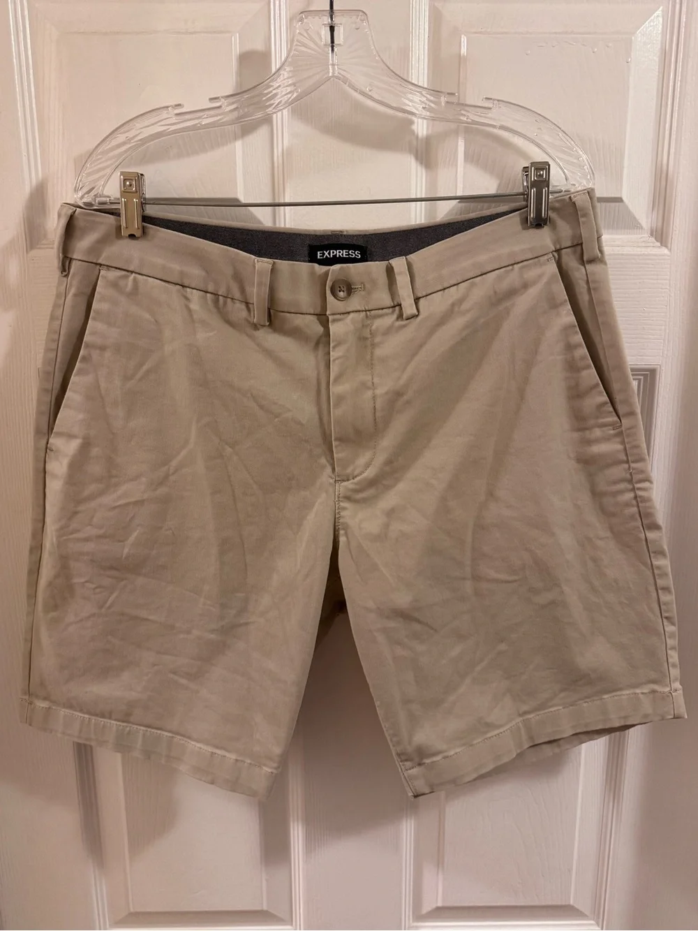 Express Men’s Slim Khaki Chino Shorts (Above the knee)